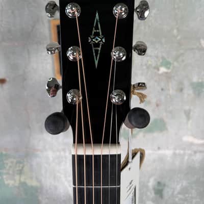 Alvarez LD70e Laureate Dreadnought Acoustic Electric Guitar - Natural Bild 8