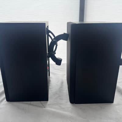 Pair - KEF C15 Bookshelf Speakers - Sound Great! image 8