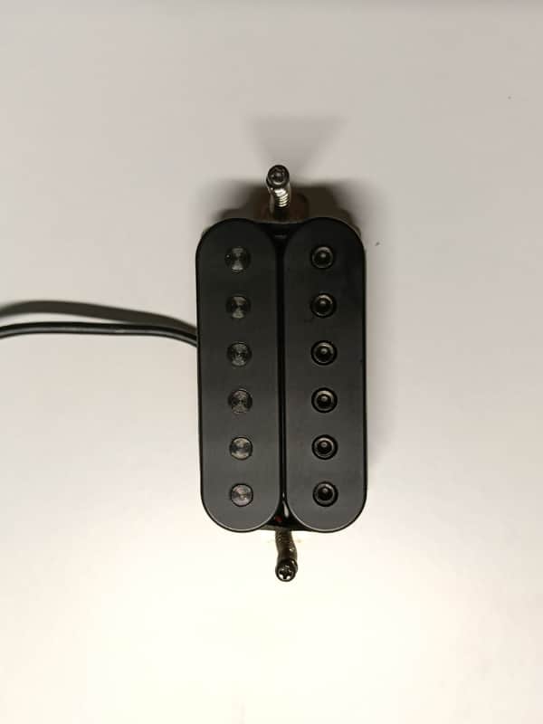 Ibanez V7 2025 - Black image 1