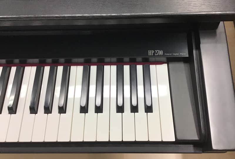 Rolandローランド　電子ピアノ　HP-2700 ROLAND HP-2700 ELECTRIC PIANO - Auctioneer Express