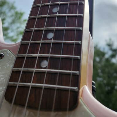 Squier Paranormal Cyclone Shell Pink 2020s image 11