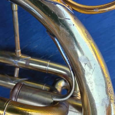 Conn  Mellophonium 1975 - Lacquer. Excellent playing condition, with very rare Conn melophonium mouthpiece. image 8
