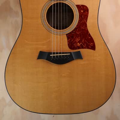 TAYLOR 310 acoustic guitars