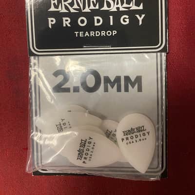 Ernie Ball Prodigy white delrin pickpack 2mm image 1
