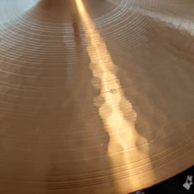 VIDEO! Paiste 2002 17" Crash Nice Shape Why pay $370?? image 5