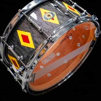 Ludwig 110th Anniversary Legacy Mahogany 13/16/22/6.5x14 4pc. Drum Kit Charcoal w/Diamond Flash Inlay 2019 - Diamond Flash Charcoal image 3
