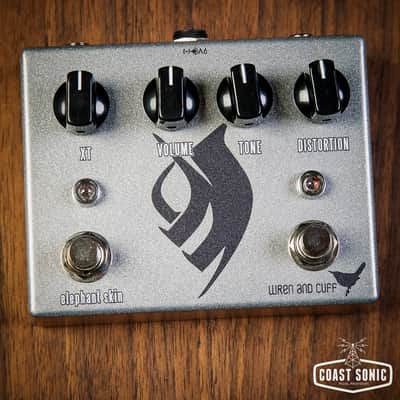 Mint Wren and Cuff Elephant Skin Troy Sanders (Mastodon) Signature Fuzz image 1