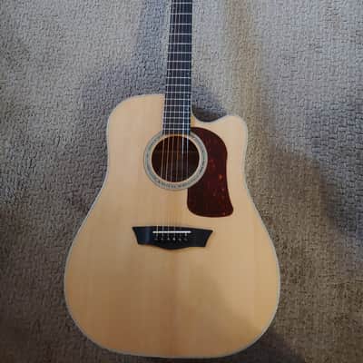 Washburn HD100SWCEK Heritage Dreadnought Cutaway with Electronics Natural image 10