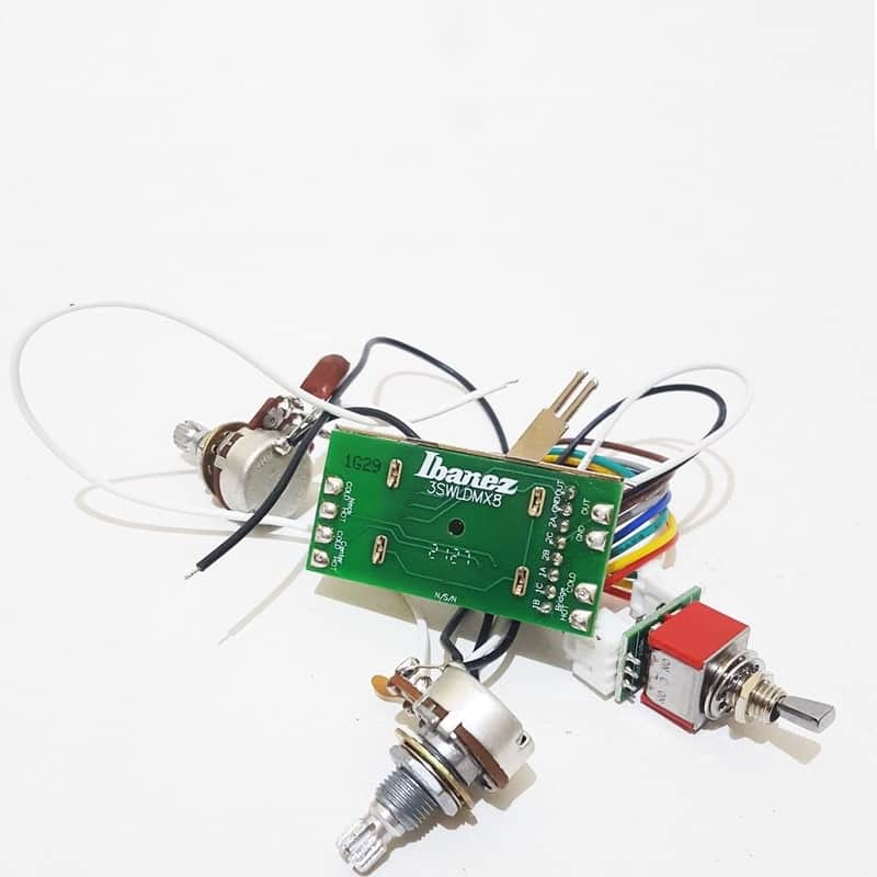 Ibanez Dynamix Switch 5 ways W/ Alter Switch 3SWLDMX8 for 8 Channels S-S-S Configuration | Ibanez AZES31 Switch | image 1