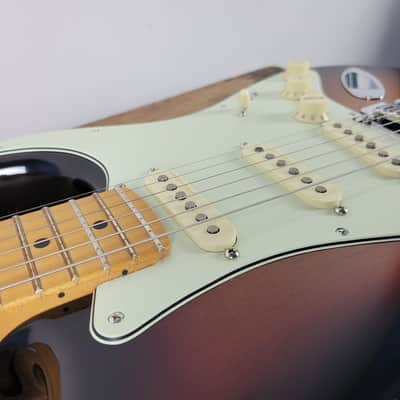 2021 Fender Player Plus Stratocaster - Sunburst image 8
