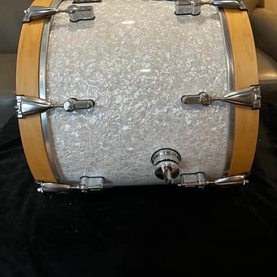 SONOR AQ2 14 x 18 Bass Kick Drum White Pearl XLNT image 7
