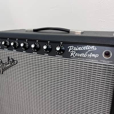 Fender '65 Princeton Reverb Reissue 12-Watt 1x10" Guitar Combo 2008 - Present - Black image 2