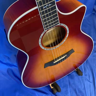 Taylor 614CE 2002 - Cherry Sunburst image 3