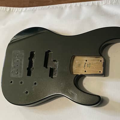 1990's Japan Jackson Professional Concert V 5 String Forest Green Metallic P & J Black Bass Guitar Body image 2