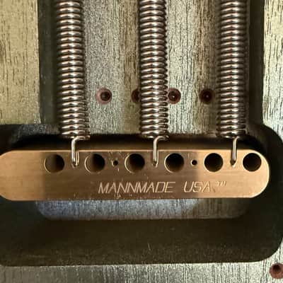 PRS S2 Standard 24 Satin 2026 - Mavis Mint 7.1lbs Mannmade USA Bridge Brass Plate, Saddles and Block just like Core models image 4