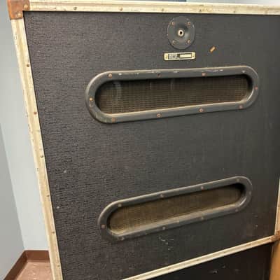 Road (rickenbacker) 4x12 cabinet image 3