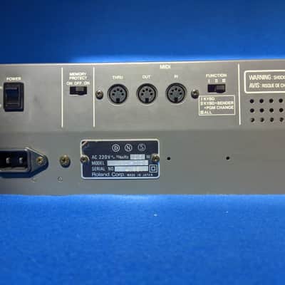 Roland Juno 106 (polyphonic analog synthesizer, 1984, Japan) image 19