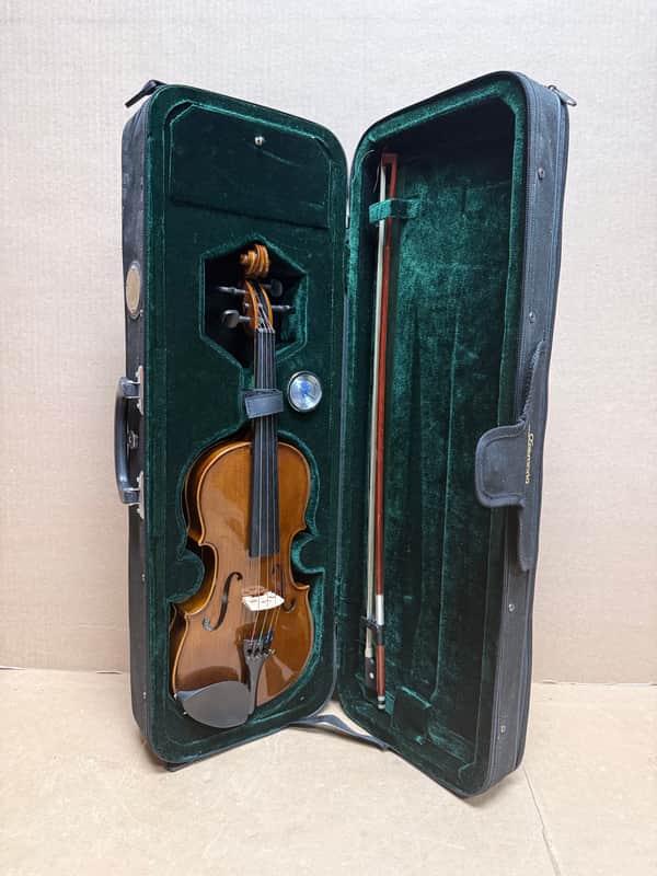 Cremona SV-175 1/2 Violin Outfit with Bow and Deluxe Hard Case (2007) image 1