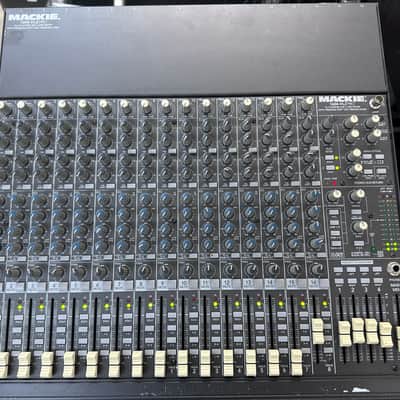 Mackie 1604 VLZ PRO 16 Channel 4 Bus Mixing Console - tested MADE IN USA (5211) image 3