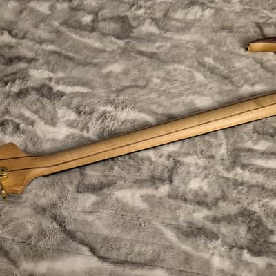 TUNE Japan TWXT-4 Tremolo Bass - 2000s - Locking Tuners - Neck-Thru - Active - Whammy Bar - MIJ -  4-String Bass - Natural Walnut image 14