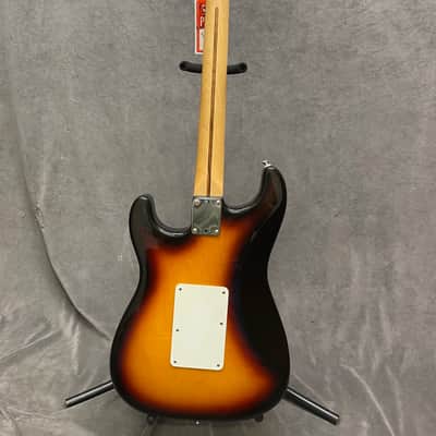 Fender Mexi Strat with Floyd 2003 - Sunburst image 4