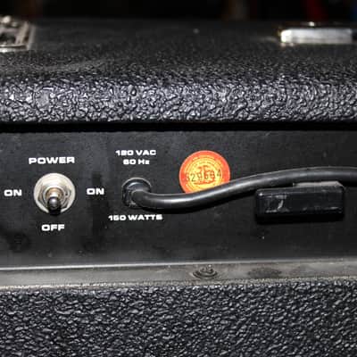 Peavey TNT 100 (1-15-Amp)/45 Watt Bass Combo image 5
