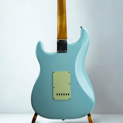 Fender Vintera II Road Worn 60s Stratocaster Sonic Blue Nitro Vintage Pickups with Case image 9