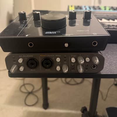 M-Audio AIR 192|4 USB Audio Interface 2019 - 2020 - Black image 2