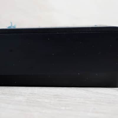 Shure BLX4R-H8 Single Channel Wireless Receiver - Band H8 (518-542 MHz) w/ Power Supply image 3