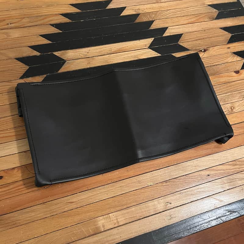 Ann's Tweed Roland TR-626 Dust Cover image 1