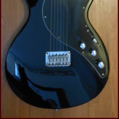 Line 6 Variax 300 image 1
