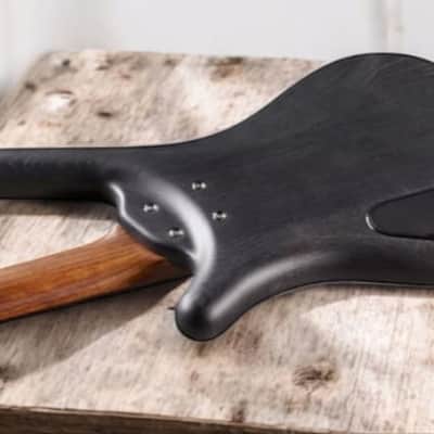 Warwick Pro Series Corvette Standard-4 String-Active-Nirvana Black Transparent Satin image 3