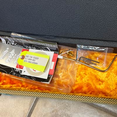 2005 Fender 50th Anniversary American Deluxe Stratocaster Sunburst image 13