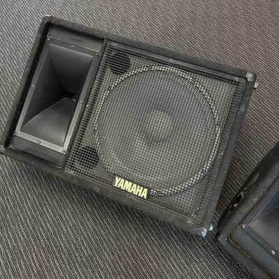 Yamaha SM15IV Club Series 15" Passive Monitors + QSC 900w Power Amp image 7