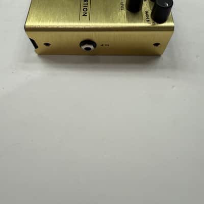 Fender Pugilist Distortion Guitar Effect Pedal image 4