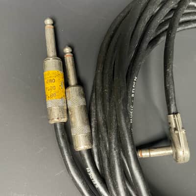 Vintage Whirlwind / Belden Instrument Cable w/ Straight & Right-Angle Switchcraft Plugs – 22 ft Stereo to Left/Right 1/4” image 4