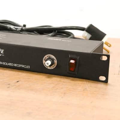 Tripp Lite IBR-12 12-Outlet Rackmount Isobar Surge Suppressor CG0124Z image 2