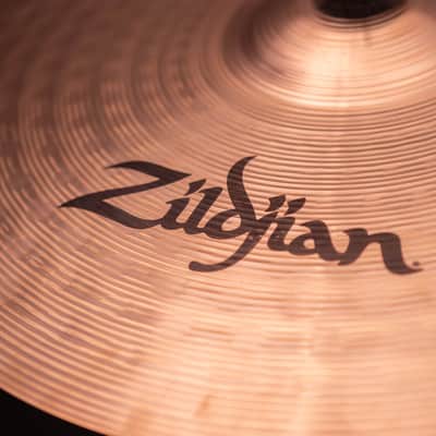 Zildjian 16" I Series Crash image 5