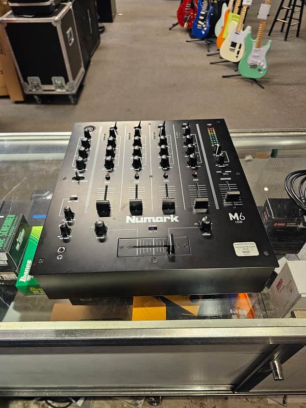 Numark 4 Channel M6 USB Mixer - Black image 1