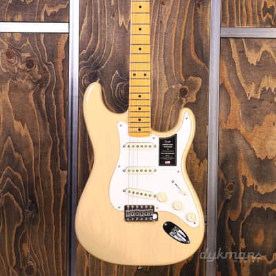 Fender American Vintage II '57 Stratocaster Vintage Blonde image 3