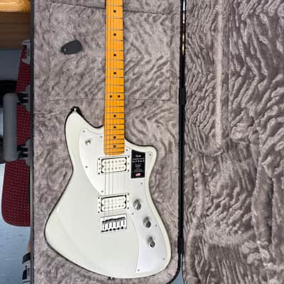 Fender American Ultra II Meteora with Maple Fretboard 2024 - Present - Avalanche image 1