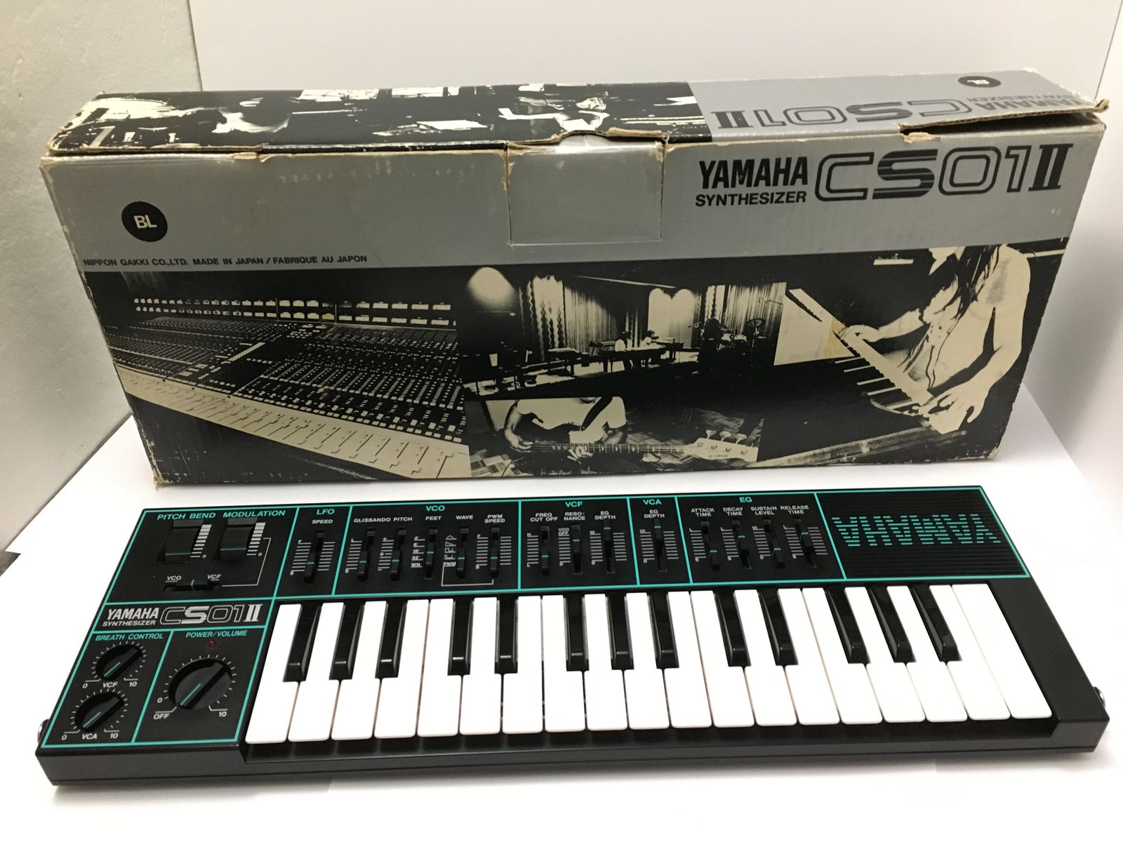 Yamaha CS-01 モノフォニックシンセサイザー　1984年頃購入 vbnolxttjws42mvozfbi.jpg