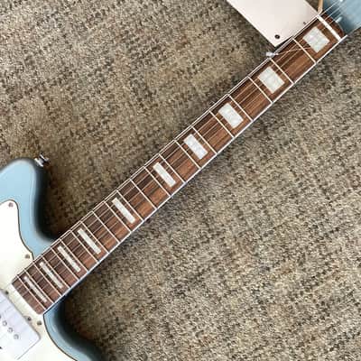 Squier Paranormal Offset Telecaster SJ in Ice Blue Metallic image 3