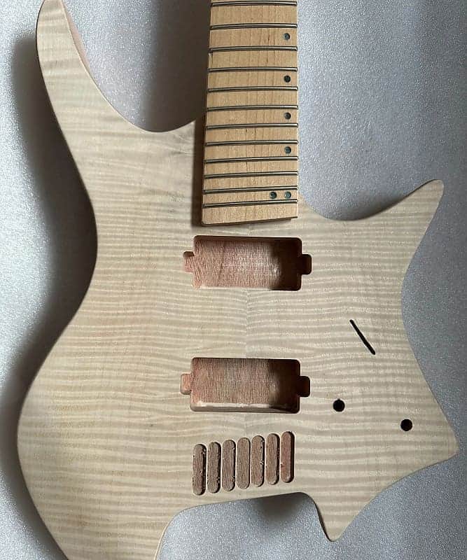 Tiger Maple Top 7 String Headless Guitar Mahogany Body with Maple Neck image 1