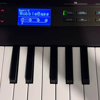 Yamaha Reface DX Mini Mobile Keyboard 2015 - Present - Black image 3