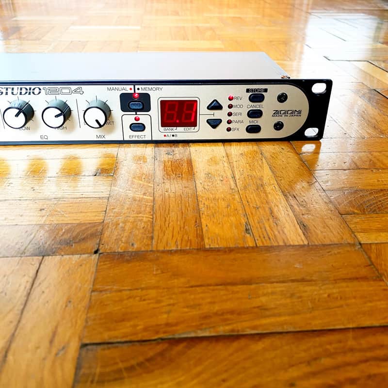 ズーム　Zoom studio1204 Zoom Studio 1204 Stereo Review - YouTube