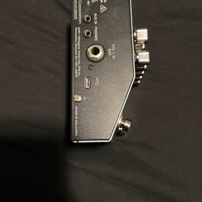 Boss IR-200 Amp and IR Cabinet - Silver image 4