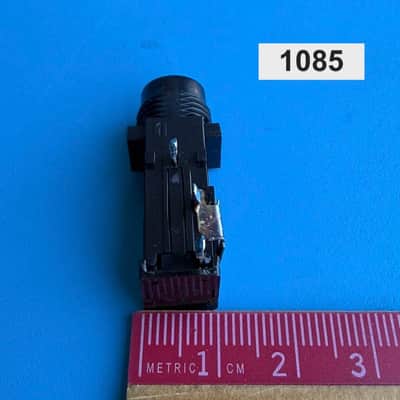 CASIO LK-92TV LK-100 WK-1800 Keyboard Part: TS Mic Input Mono 3-Pin Socket image 9