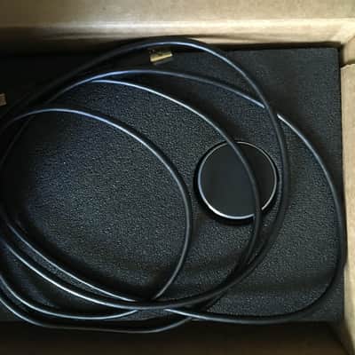 Apogee Element 24 Thunderbolt Audio Interface with Control remote image 4