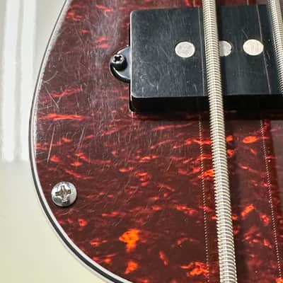 Sire Marcus Miller P7 (2021) - Antique White #60399 with Hard Case image 12